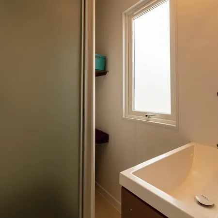 Feriehus Le Palmier, Mobil-home Sans Vis-a-vis Idealement Situe Entre Et Vignes *